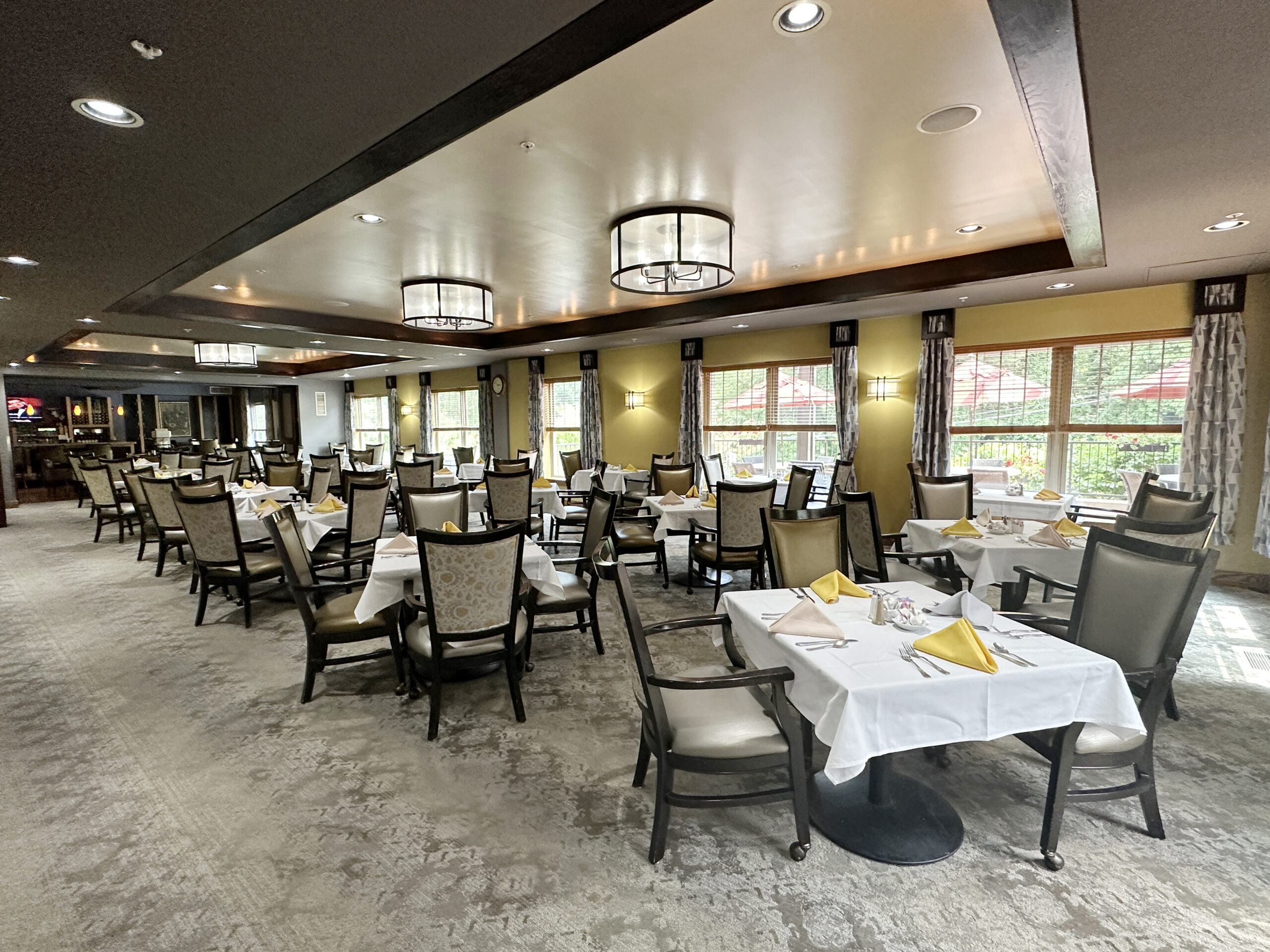 Dining Room_IMG_1410 (1)